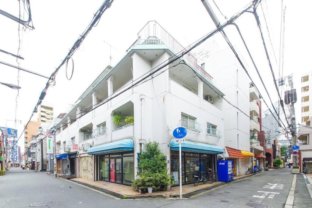 Sanacion Namba 難波千日前の5Ldk120平米 駅徒歩2分 広々バルコニーでバーベキューも可能 Apartment โอซาก้า ภายนอก รูปภาพ